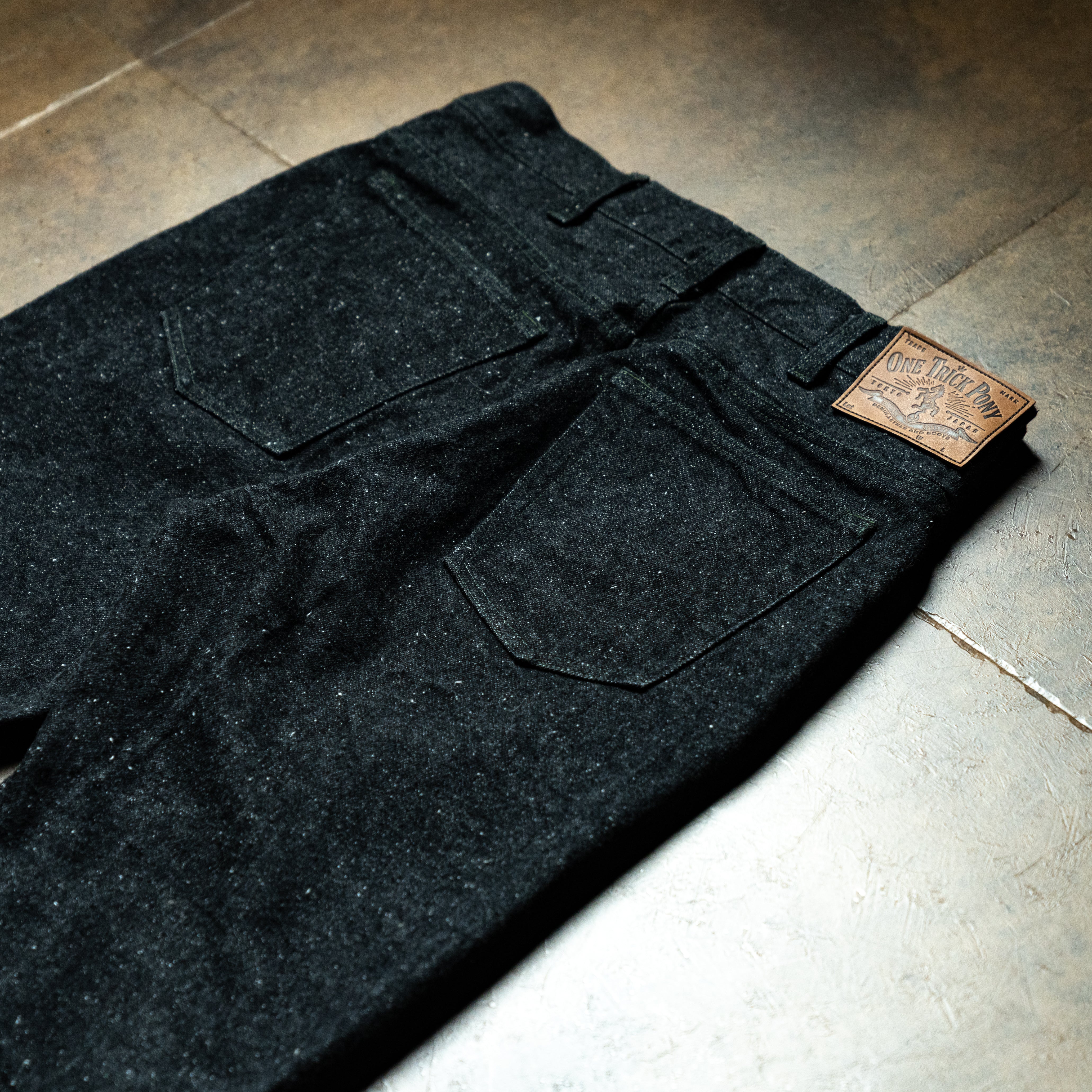 Bootcut denim black – One trick pony