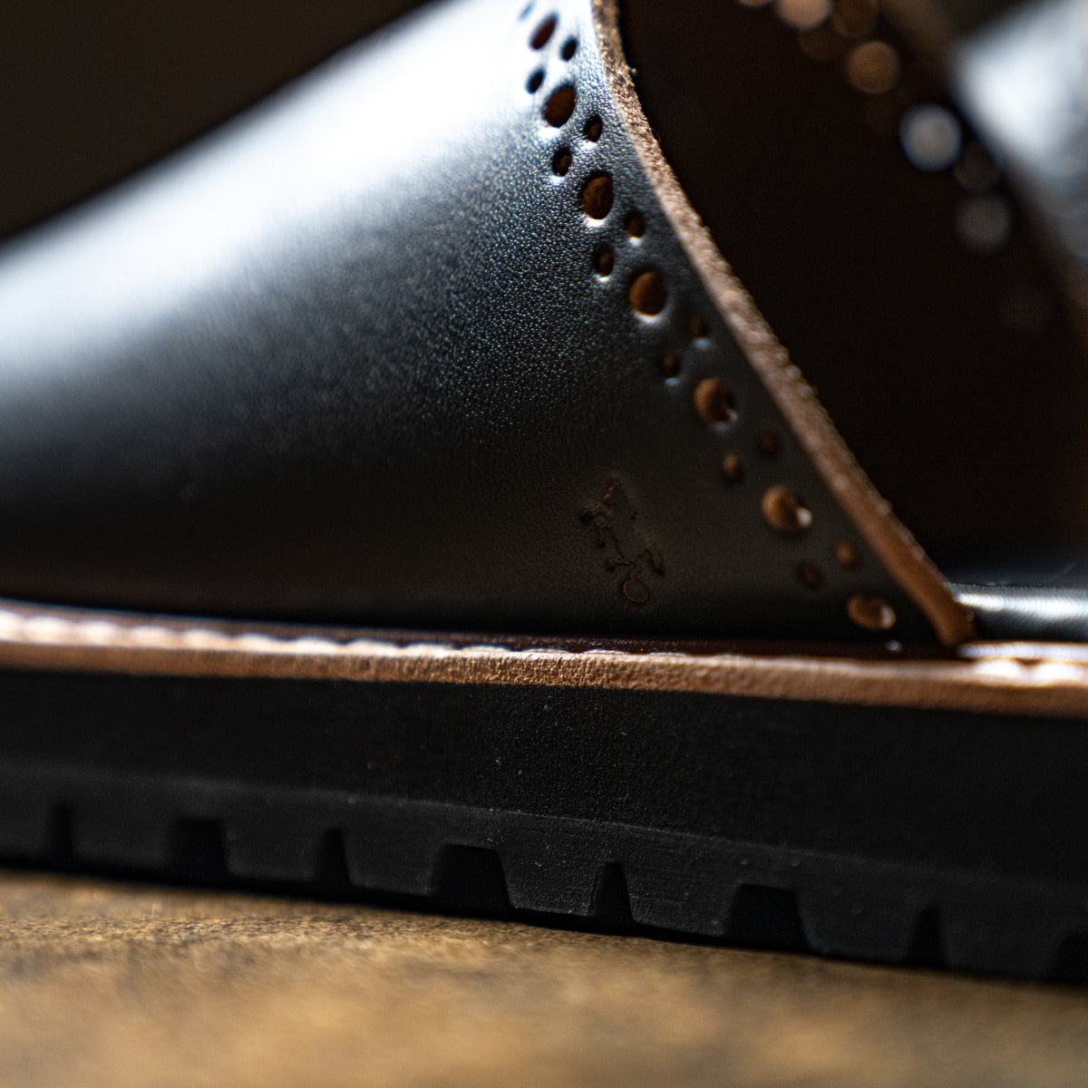 Tabi work sandals