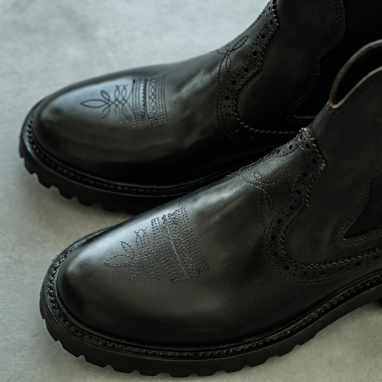 Western side gore boots