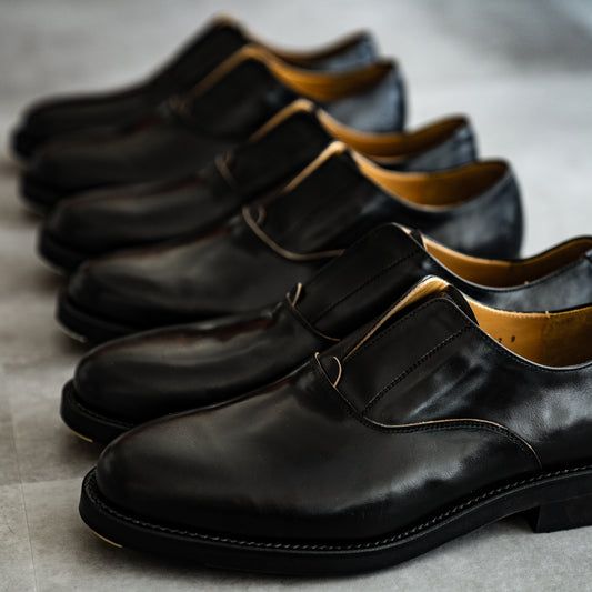 No lace shoes
